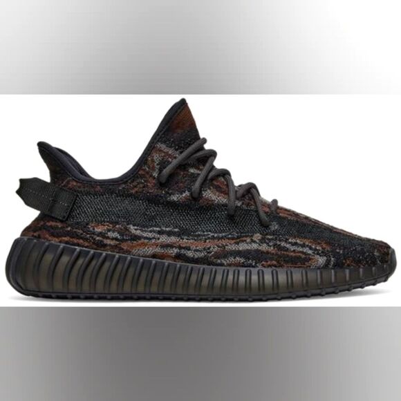 Yeezy boost 350 v2 size 8.5 - Picture 1 of 6